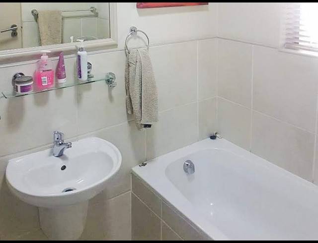 1 BEDROOM APARTMENT FOR SALE IN SANDTON CENTRAL